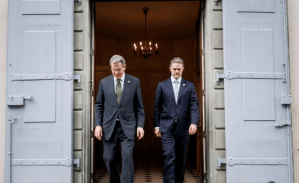 信用網怎么注册
_谈判结束信用網怎么注册
,李成钢和贝森特说法不一样,特朗普措辞变了:中国希望达成协议?美媒道出真相