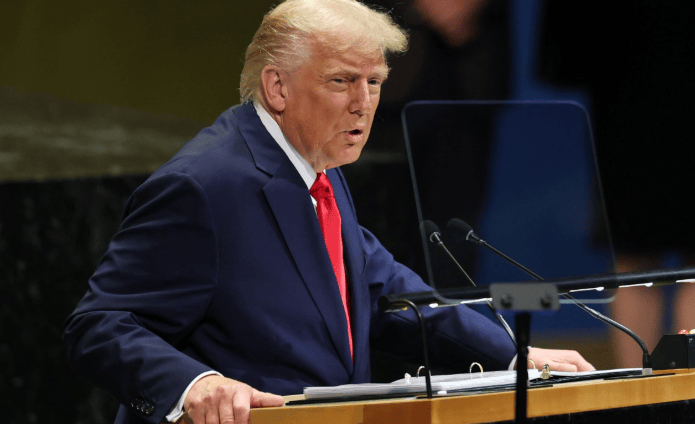 皇冠信用網会员注册网址
_美国果然不可信！中美会谈刚落地皇冠信用網会员注册网址
，特朗普开始“唱反调”，下令打造黄金舰队对付中国？