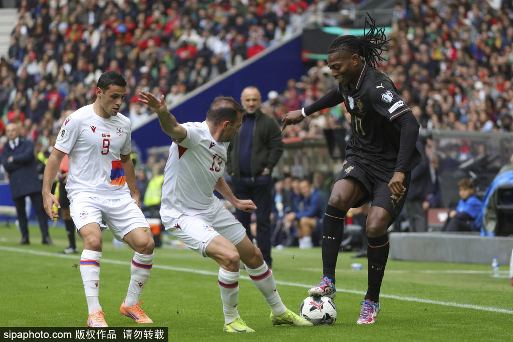 英格兰冠军联赛_直通世界杯英格兰冠军联赛！世预赛-C罗停赛B费戴帽 葡萄牙9-1亚美尼亚