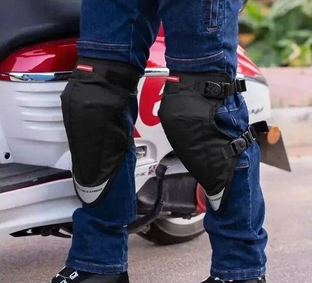 皇冠信用网代理注册
_事故频发皇冠信用网代理注册
！电动自行车“挡风被”到底该不该用？